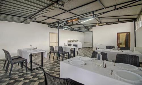 Wagholi Hotel | Treebo Tulip Comfort