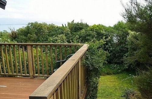 Tata Beach Cottage | TREED - GOLDEN BAY BACH (TATA BEACH), pet friendly in Tata Beach