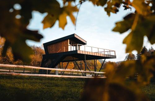 Ziar nad Hronom District Ski Chalet | Treedom