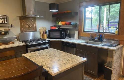 Lafayette House | Treehouse Guesthouse: 3 BR Unique Home for 8 adults plus 400 sq ft Fun Treehouse