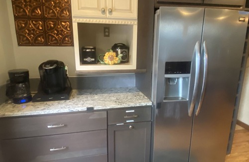 Lafayette House | Treehouse Guesthouse: 3 BR Unique Home for 8 adults plus 400 sq ft Fun Treehouse