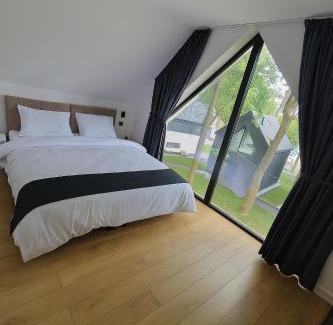 Skorochow House | Treehouses