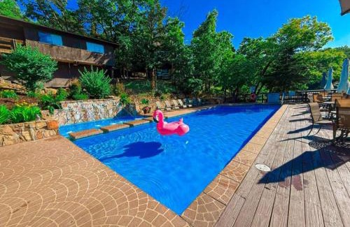 Village of Four Seasons House | Treetop-forest Flatsunit22 -four Seasons