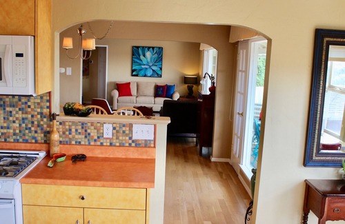 Paso Robles House | Treetop Lodge - Lose yourself in the views on the westside, close to downtown.