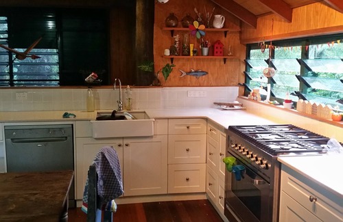 Bingil Bay House | 'TreeTops By The Sea': Your Family Holiday Escape!