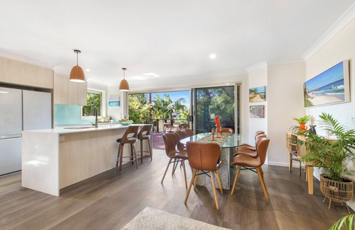 Boambee East House | Treetops on Seabreeze - Peaceful 2BR Home Near Sawtell