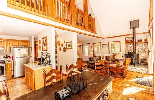Bryson City House | Treetops Retreat