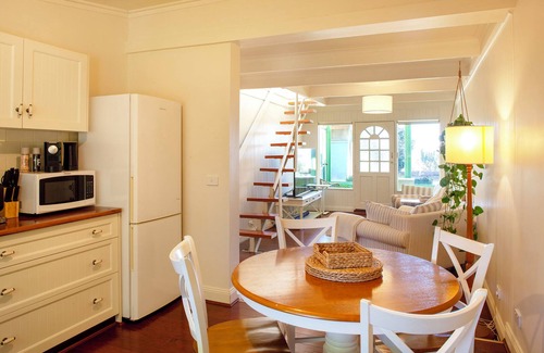 Silvan Cottage | Treetops Silvan Sanctuary Cottage: 2 BR, 1.5 BA Cottage in Silvan, Sleeps 3