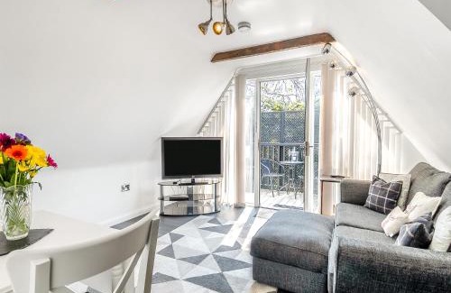 Bungay House | Treetops - Uk49523