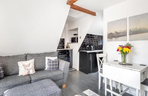 Bungay House | Treetops - Uk49523