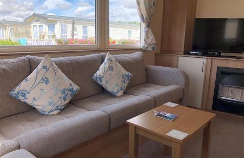 Felixstowe Apartment | Tref y Clawdd