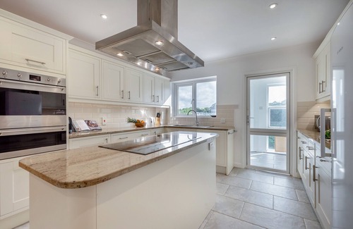 Constantine Bay House | Trefebus - Six Bedroom House, Sleeps 12