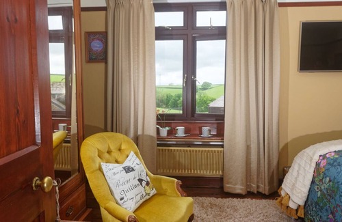 Liskeard Bed & Breakfast | Tregondale Manor Farm