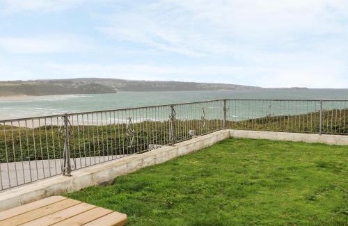 Hayle House | Treleigh