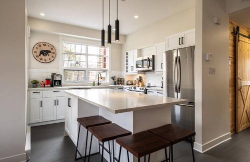 Tremblant-Les-Eaux Apartment | Tremblant Prestige - Les Eaux 233-2
