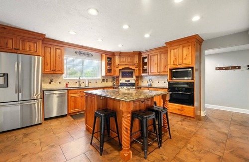 Nibley House | Tremendous 7-bedroom house with large movie and game room in Nibley