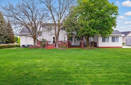 Nibley House | Tremendous 7-bedroom house with large movie and game room in Nibley