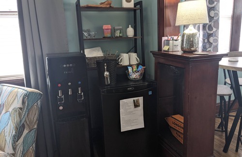 Tremont Apartment | Tremont 1BR Pet Friendly, Private w/dedicated workspace and soaking tub!