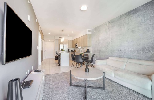 Northeast Miami Condo | Trendy 1 Bdrm Condo, Miami Design District