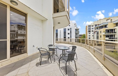 Waterloo Apartment | Trendy and Comfy Stay in Waterloo