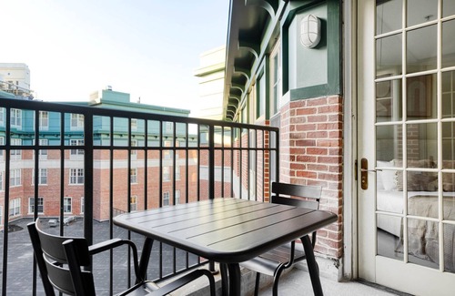 Central Square Apartment | Trendy Central Square 2BR w/Gym, nr T, by Blueground