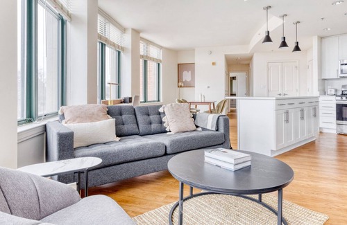 Court House Apartment | Trendy Clarendon 2BR w/ W/D, Concierge & Gym, walk to Metro, by Blueground