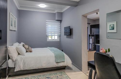 Mowbray Apartment | Trendy Cottage Hideaway