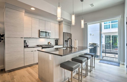 Sloan Lake House | Trendy Denver Townhome - Walk to Mile High Stadium
