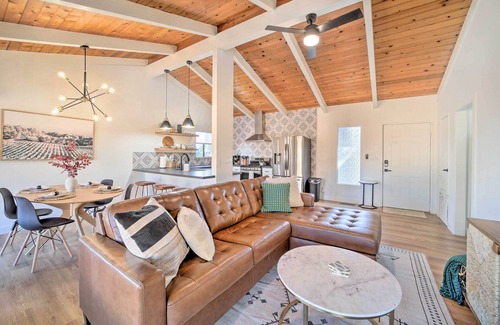 Cottonwood Cottage | Trendy Digs w/Yard Games, Fire Pit & Grill!