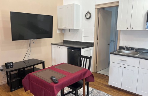 Fredericton Apartment | Trendy In-Town Studio | Fast WiFi & Work Desk