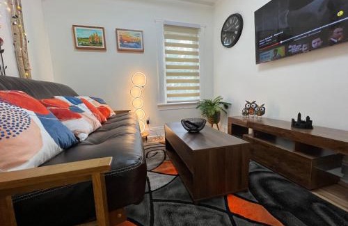 Tremont Apartment | Trendy in Tremont, Cleveland (Upper)