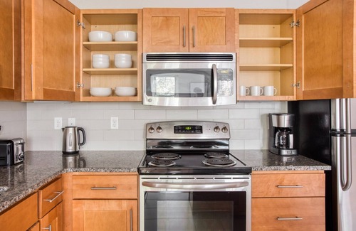 Central Square Apartment | Trendy Somerville 1BR w/W/D in Building, nr Harvard & MIT, by Blueground
