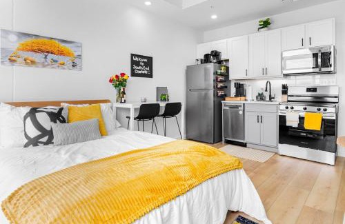 Charlotte Apartment | Trendy South End Studio
