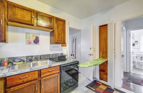 South Euclid Apartment | Trendy South Euclid Apt - 5 Mi to Cleveland Clinic