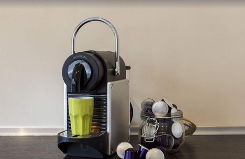 Canonbury Apartment | Trendy Spacious Apartment 1 Bedroom High Street