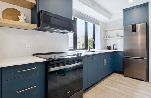 Collingwood Condo | Trendy Studio Apartment in Downtown Collingwood - 146 Hurontario Unit 3