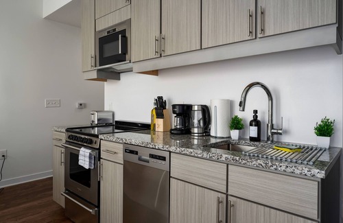 Birmingham Apartment | Trendy Studio in Downtown with Private Balcony!