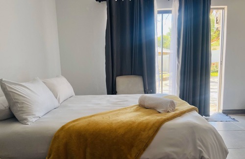 Northam Bed & Breakfast | TrendyBliss Guest House - n0298