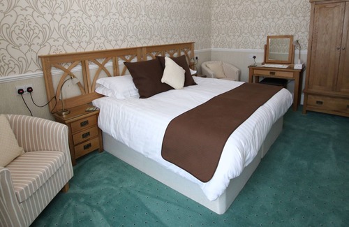 Ruan High Lanes Bed & Breakfast | Trenona Farm Holidays