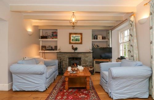 Wadebridge House | Trenouth Cottage