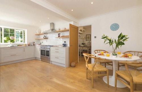 Carbis Bay House | Trenoweth Lodge | Large luxury house with hot tub in Carbis Bay, St Ives