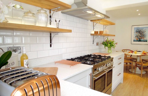 Carbis Bay House | Trenoweth Lodge | Large luxury house with hot tub in Carbis Bay, St Ives