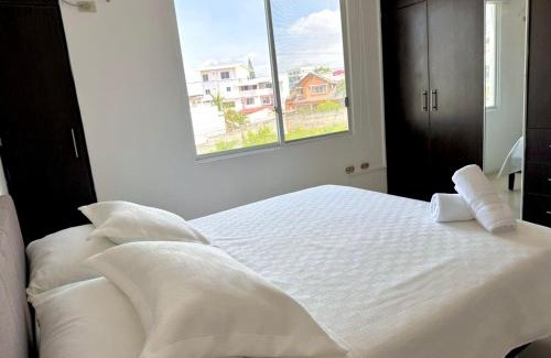 Manta Apartment | Tres dormitorios sector Wyndham y la Quadra