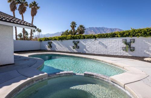 Desert Park Estates House | Tres Palmeras Hideaway by ACME House Company