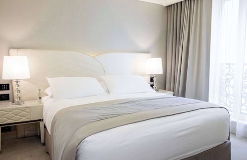 Timisoara Hotel | Tresor Le Palais Timisoara, Curio Collection By Hilton