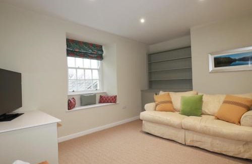 Bodmin House | Tretoil Farm House