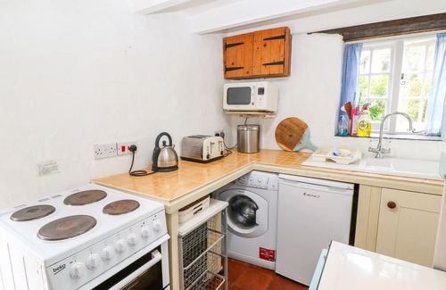 Lower Trengale Cottage | TREVERBYN SMITHY, pet friendly, character holiday cottage in St Neot