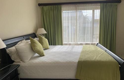 Shelly Beach Apartment | Trevi Sea-view Apartment