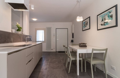 Treviso Apartment | Treviso modern TOP fittings