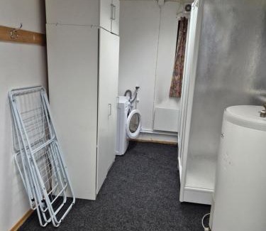 Bollstabruk Cabin | Trevligt lantligt boende i skogen
